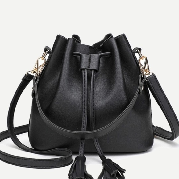 Handbags - SHE'S A KEEPER Bucket Style Bag